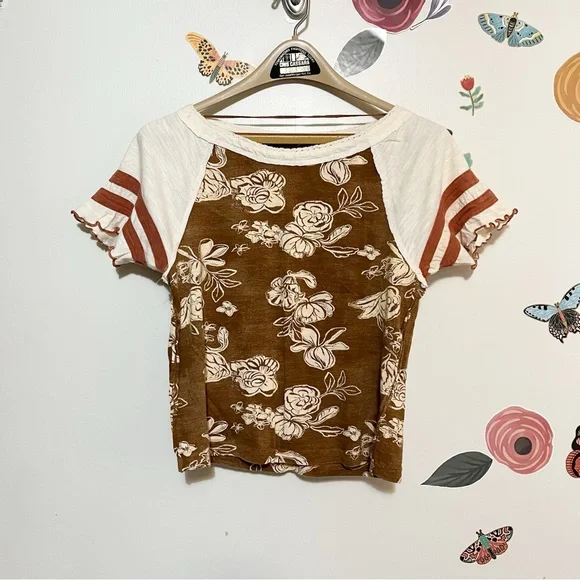 We The Free Brown and Cream Floral Short Sleeve Top S - Picture 1 of 9